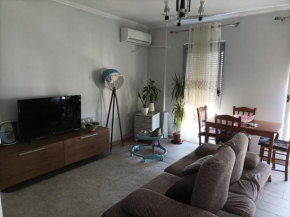 Anna's Apartament, Tirana